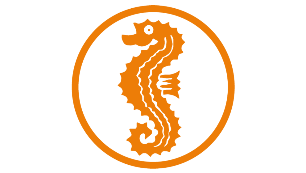 Logo in Orange Seepferdchen. Logo in Orange mit einem Seepferdchen.